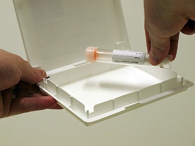 FOODTEST - rakja a csövet a dobozba